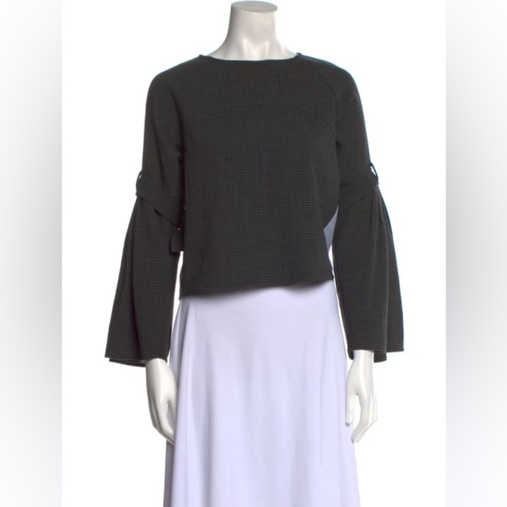 SEA NEW YORK Bateau Neckline Three-Quarter Sleeve Crop Top